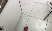 Madrastra Cachonda Cocina Desnuda - Porno En Español