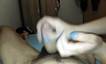 relaxing hand massage for friends and girlfriends