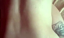 i'm fucking my girlfriend in the hotel room, feeling so connected