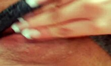 zorra excitada se moja y le manda video a su chico