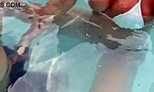 Mi ha eccitato in piscina 😍