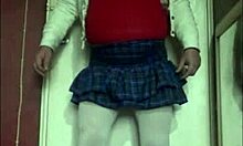 hey, i love filling it up and swallowing with my shy bisexual crossdressing homemade style