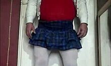 hey, i love filling it up and swallowing with my shy bisexual crossdressing homemade style