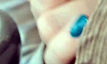 Mamada En El Coche Traga Todo Y Hasta Se Chupa Los Dedos