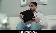 Muslimsfuck - Hijab-clad Veronica Valentine cleans with Peter Green