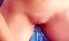 Latina peruvian amateur receives cock for keeping money in hardcore blowjob