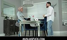 Muslimsfuck - Hijab-clad Veronica Valentine cleans with Peter Green