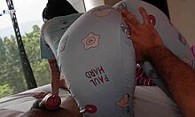 comparto cama con la novia de mi padrastro