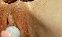 toying n licking wet pussy