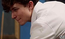 milfy sexy hustler venus says, 'let me school you in oral sex, young man'