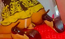 Rosa Vermelha dives into teen pussy