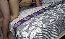 فتاة طيز كبيرة تترجى مساج ثم تاخد زب عميق كلبي!