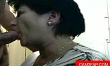 Молодая любительница в вебкам шоу оставляет меня жаждущим большего