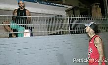 Pytterfox had horny sex on the sofa