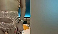 uhh, me fondlin’ my wet pussy on cam, so hot!