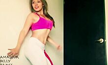 Teen Yoga Pants Booty Shake on Webcam Twerk Show