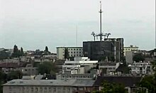 Exotic dancer satisfies huge schlong with deepthroat blowjob and facial