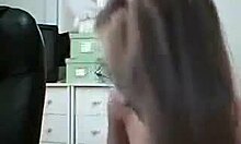 i'm gettin' naked n' rubbin' my clit on da floor