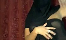 فيديو شقية متدينة تثير جسمها