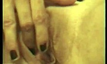 Damn, my slutty ex GF fingers her cunt on cam!