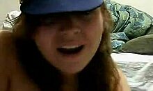 Pretty teen masturbates her horny pussy on webcam.