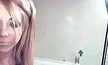 Amorous amateur girlfriend flaunts her tiny g-string on webcam