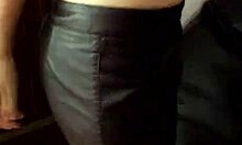 creampied gf gets sperm on her snatch during wild sex.