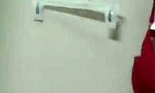 Kolekcja Filmików z Dziewczynami, Jak Słodkie Laski Ssą Duże Kutasy w Lustra Przebieralni... Gorące Blondynki na Kolanach!