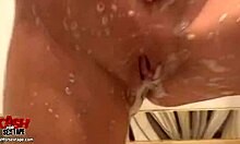 Hey, this sleepy babe is showing off her hot naked body outdoors! 🔥