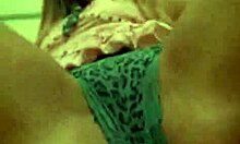 Babe With Pretty Face Slowly Starts Performing Oral