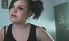 Bubbly Teen Chick Puts On a Great Webcam Show for Fans