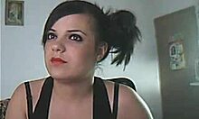 Bubbly Teen Chick Puts On a Great Webcam Show for Fans