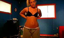 Very Bubbly Chick Undresses On Webcam