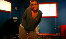 Very Bubbly Chick Undresses On Webcam