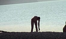 Beautiful Girlfriend Enjoys Nudity on Hidden Camera at Beach