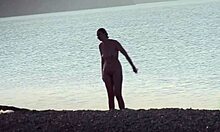 Beautiful Girlfriend Enjoys Nudity on Hidden Camera at Beach