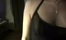 barely legal gal ready to give some amazing oral action, wanna see? 😜