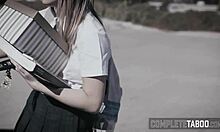 I rimmed that fetish teen and banged her so hard!