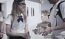 I rimmed that fetish teen and banged her so hard!