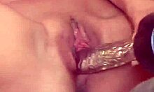 This babe lets you watch her masturbate