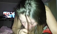 i love dark-haired chick suckin noodle dicks