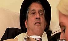 who ordered a large pizza with extra salami topping?