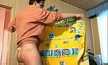 russian milf fucked by big-dicked tiny guy