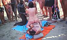 Соберитесь посмотреть на эту темноволосую звезду в действии