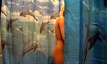 Booty hunter is spying on the sexy naked blonde in the shower