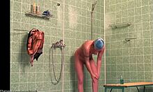 Naked Babe Shaves Pussy in Shower