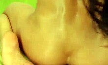 round ass teen rides toys and gapes on cam