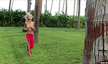 i saw my topless blonde girlfriend workin out, so cute!