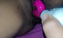 Bucetinha Apertadinha Gets Fingered