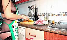 Vends-Ta-Culotte - La Cuisini�re A Des Gros Seins Et Est Tr�s Excit�e - Madame Pornochic